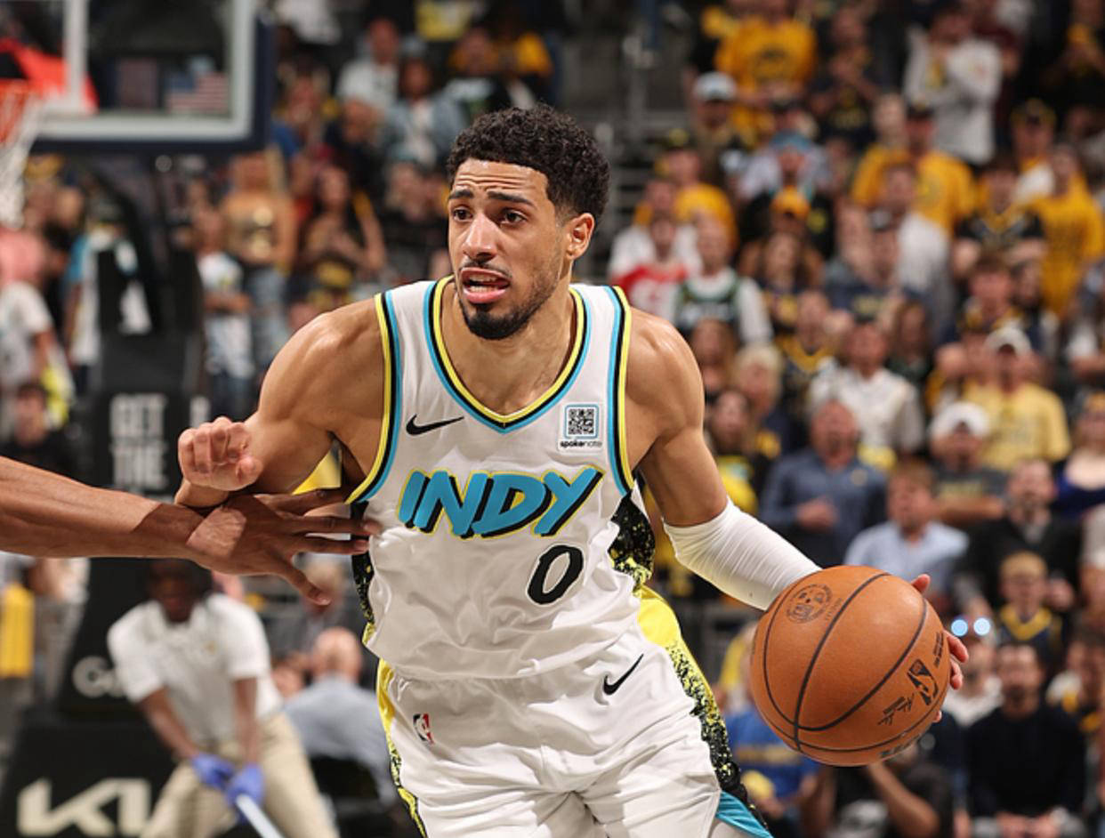 关于西亚卡姆新星出色防守表现惊艳，加拿大队未来可期！的信息九游娱乐官网