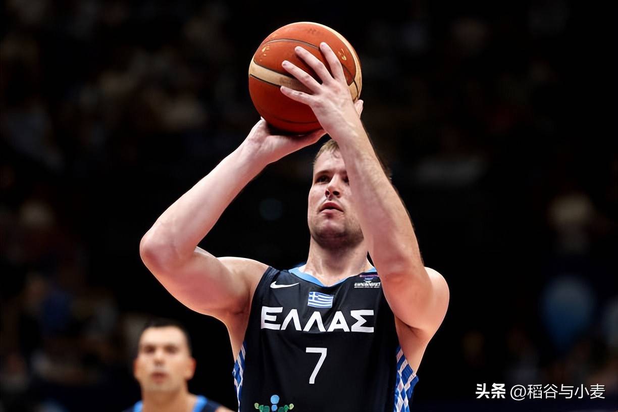 关于赛前阿斯顿维拉备战CBA常规赛，篮板制胜细节曝光，更衣室稳定，赛季目标并未改变的信息